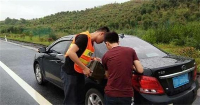 庄浪永福道路救援